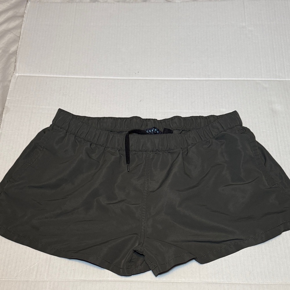 Iceburg Outerwear Drawstring Women's Athletic Gym Shorts Size XL Short Shorts